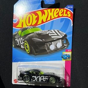 Hot Wheels Muscle and Blown
